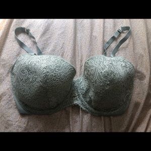 Excellent Condition Mint Lace Bra